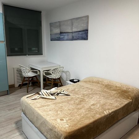 Estudio Centrico A5 โอเบียโด ภายนอก รูปภาพ